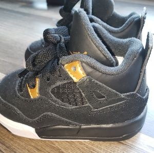 Baby Jordan shoes 4c